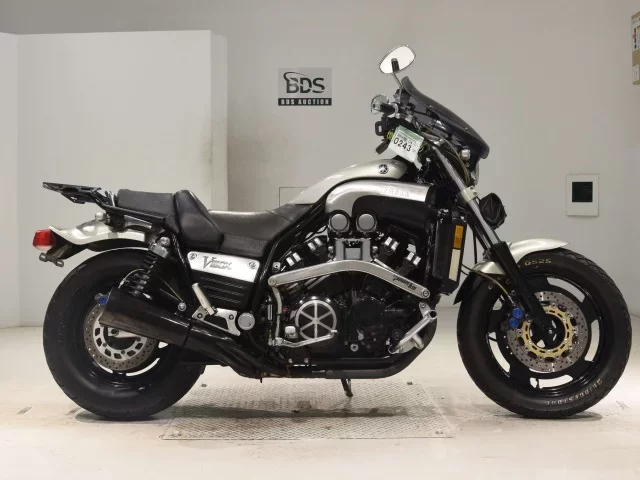 Yamaha V-MAX