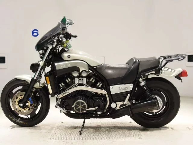 Yamaha V-MAX