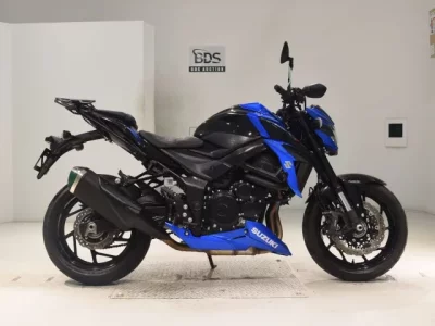 Suzuki GSX-S750