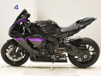 Yamaha YZF-R1  с аукциона в Японии