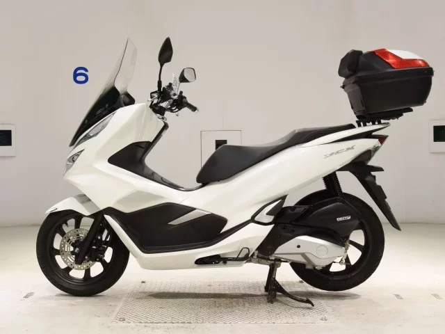Honda PCX125-3