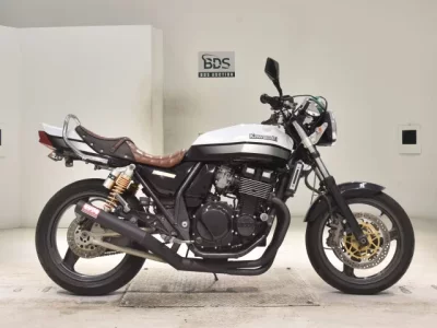 Kawasaki ZRX400