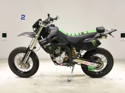 Kawasaki D-TRACKER