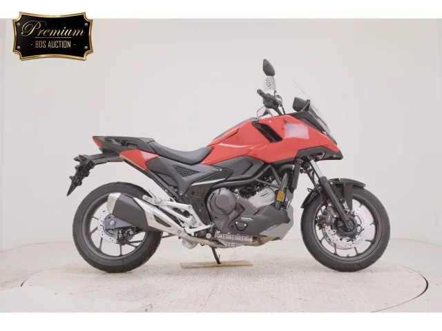 Honda NC750XD-3