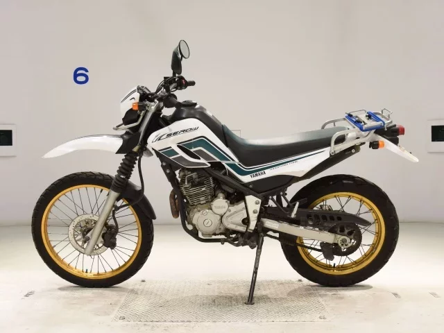 Yamaha SEROW 250-2