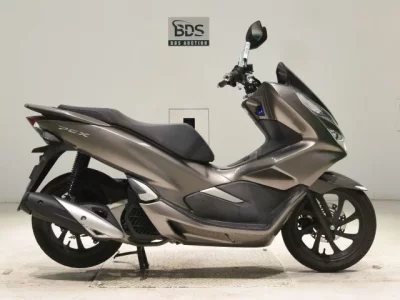 Honda PCX125-3