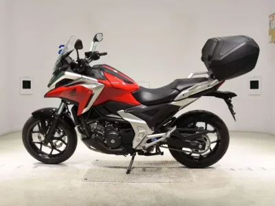 Honda NC750XD-3