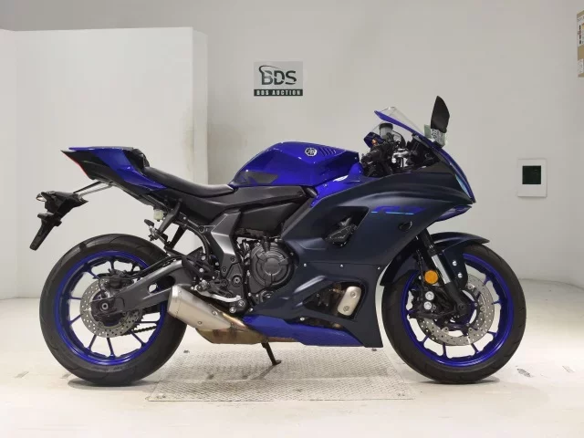 Yamaha YZF-R7-2