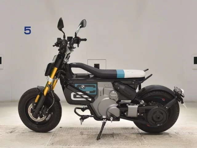 Other BMWCE02