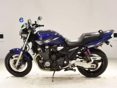 Yamaha XJR1300-2