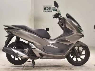 Honda PCX150-3