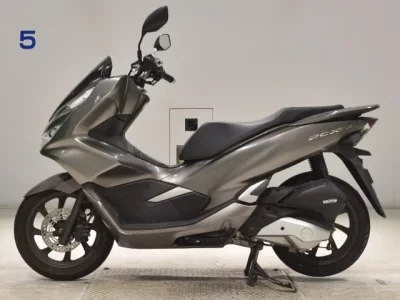 Honda PCX150-3
