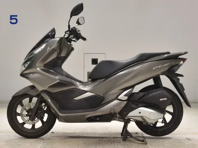 Honda PCX150-3