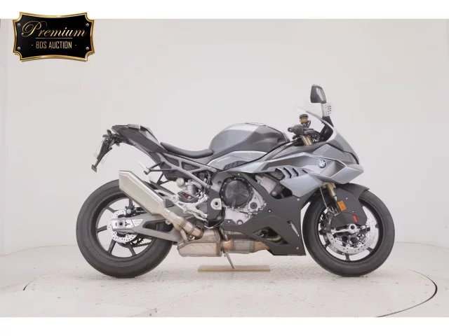 BMW  S1000RR лот № 7559 оценка 7  с аукциона в Японии