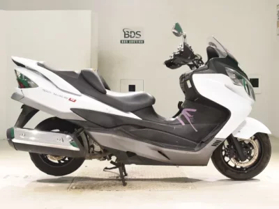 Suzuki SKYWAVE 250M