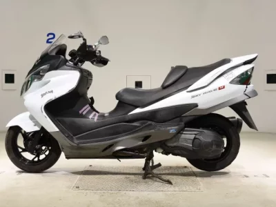 Suzuki SKYWAVE 250M