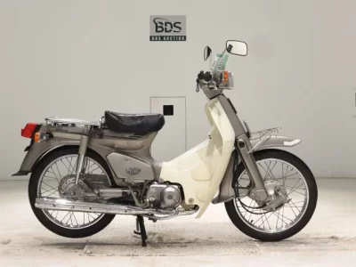 Honda C90