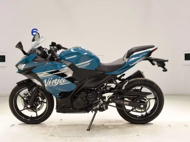 Kawasaki NINJA400-2
