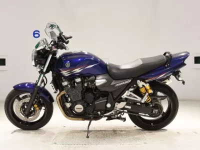 Yamaha XJR1300-2