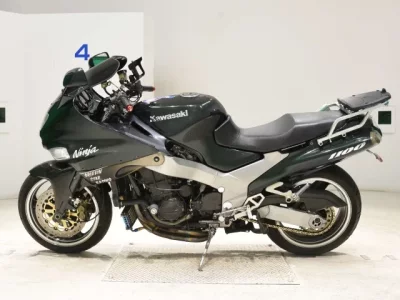 Kawasaki ZZR1100