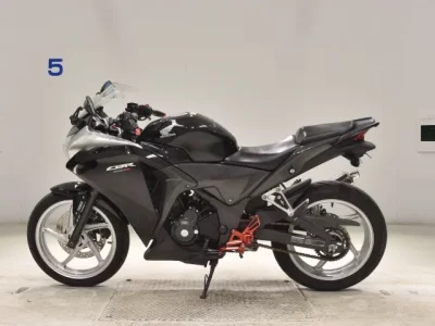 Honda CBR250R ABS