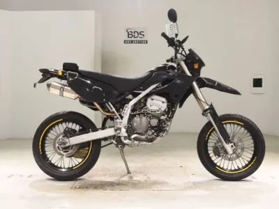 Kawasaki D-TRACKER