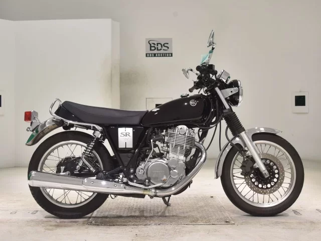 Yamaha SR400-5