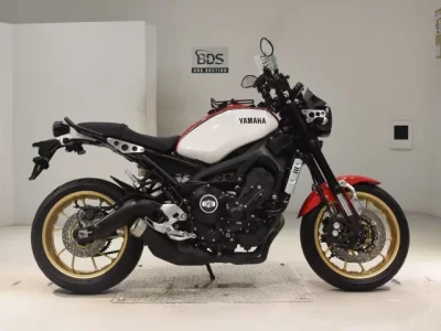 Yamaha XSR900