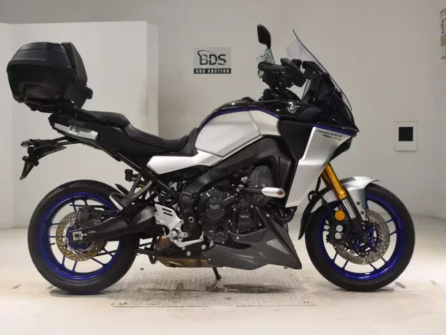 Yamaha TRACER 900