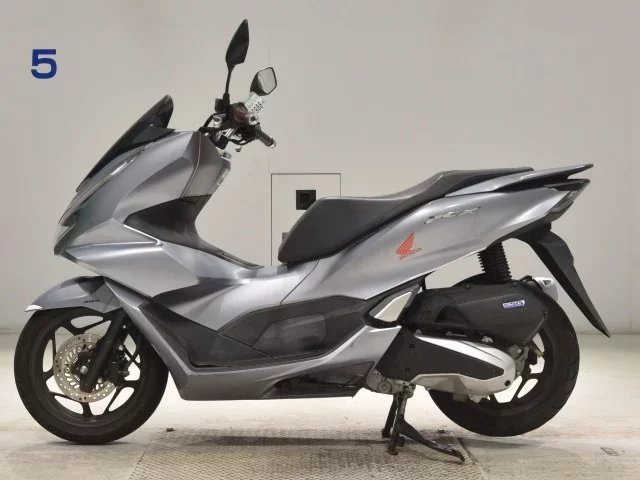 Honda PCX125-4