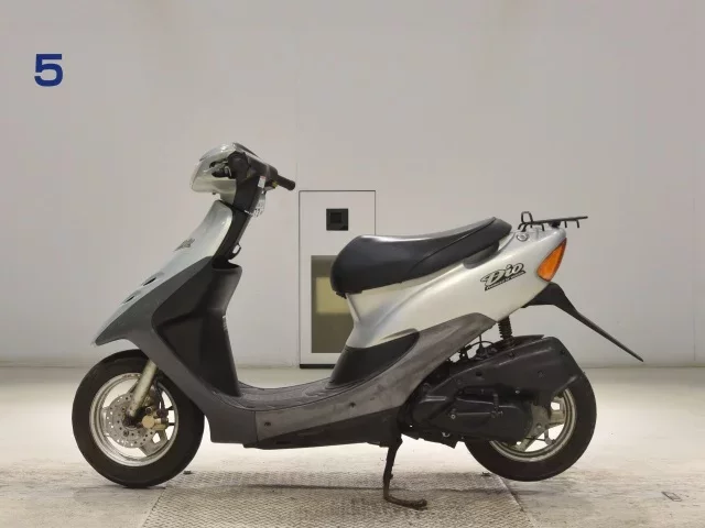 Honda DIO