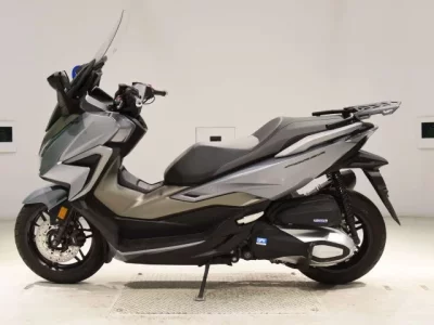 Honda FORZA -5