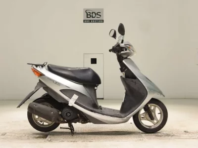 Suzuki ADDRESS V50