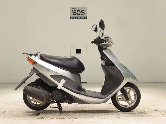 Suzuki ADDRESS V50