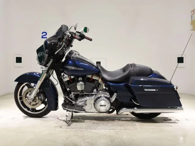 Harley-Davidson HARLEY FLHX1690