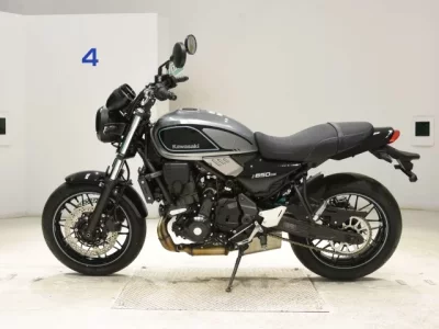 Kawasaki Z650RS
