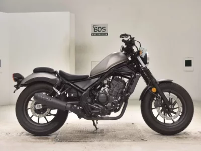 Honda REBEL
