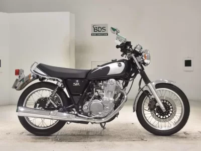 Yamaha SR400-5