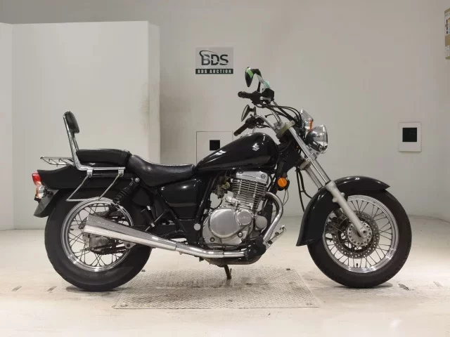 Suzuki GZ250