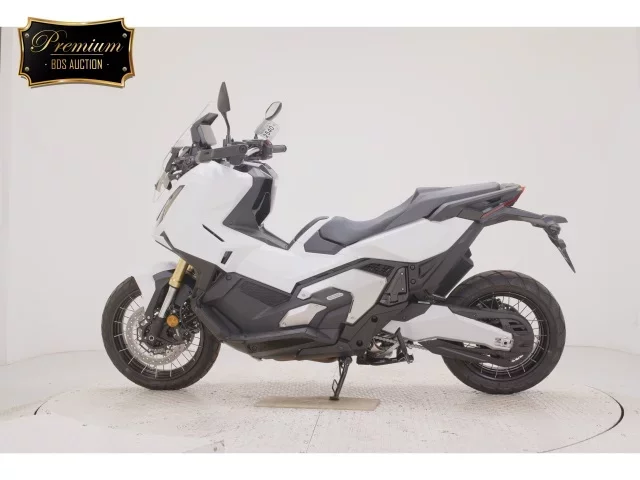 Honda X-ADV750-2