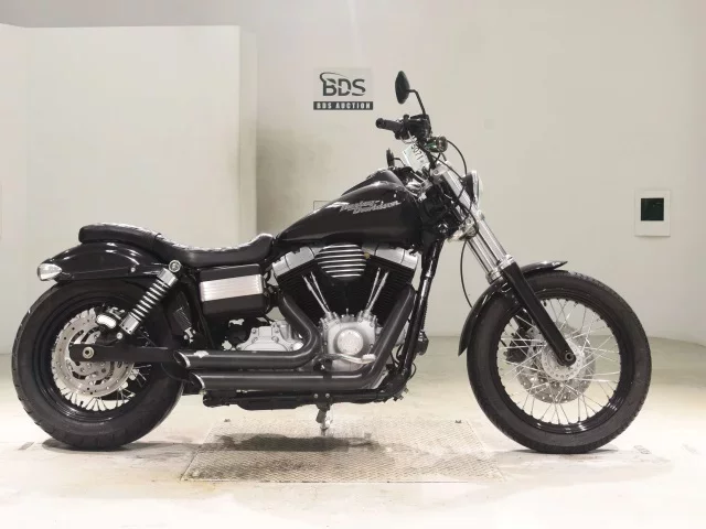 Harley-Davidson HARLEY FXDB1580 лот № 5071 оценка 4  с аукциона в Японии
