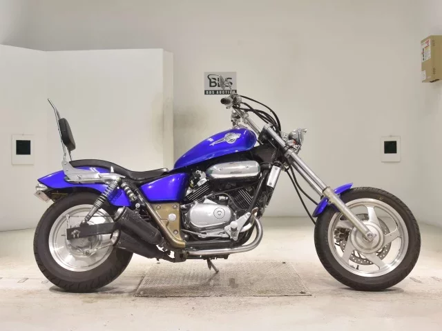 Honda MAGNA 250