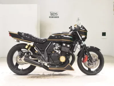Kawasaki ZRX400