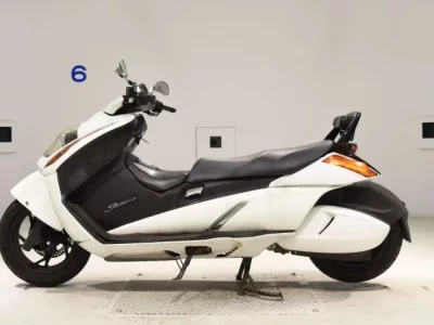 Suzuki GEMMA250