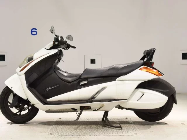 Suzuki GEMMA250