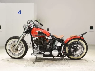Harley-Davidson HARLEY FLSTC1340