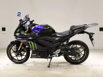 Yamaha YZF-R25A