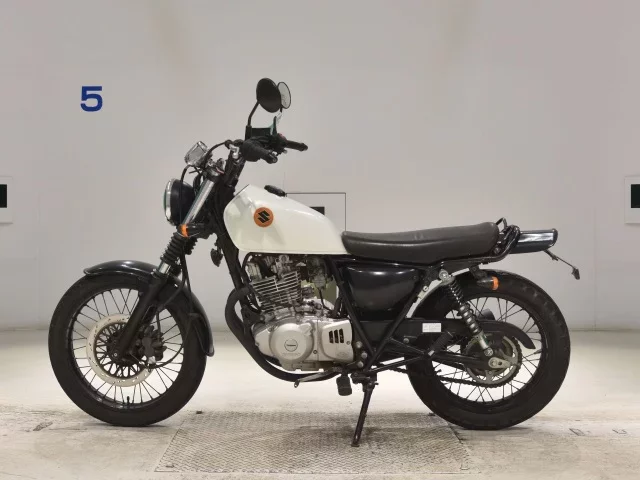 Suzuki GLASS TRACKER BIG BOY