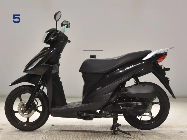 Suzuki ADDRESS110-2