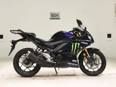 Yamaha YZF-R25A
